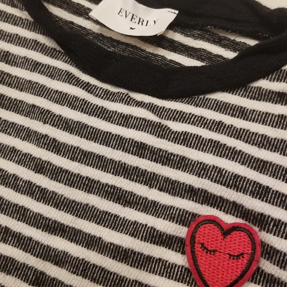 💥MOVING SALE💥 EVERYTHING MUST GO ❤️🔥 BNWOT Striped Everly Longsleve - Picture 3 of 4